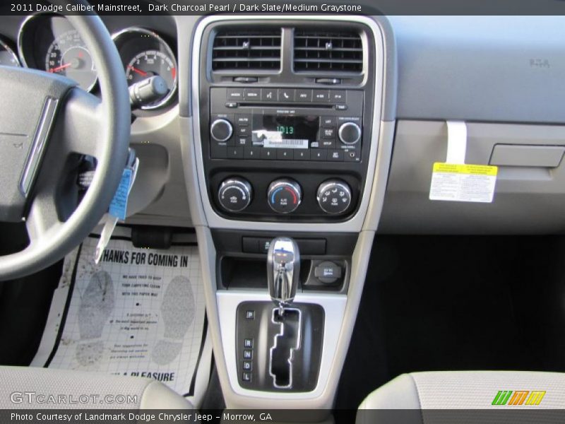 Controls of 2011 Caliber Mainstreet