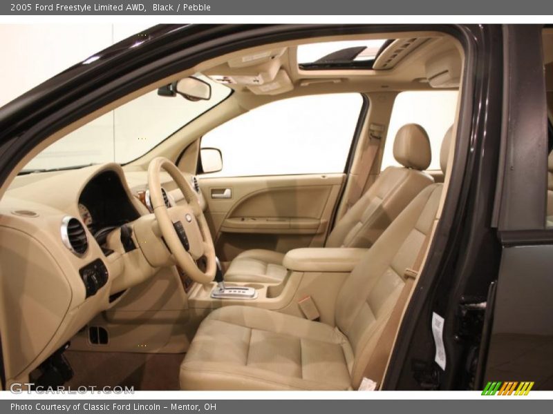 Black / Pebble 2005 Ford Freestyle Limited AWD