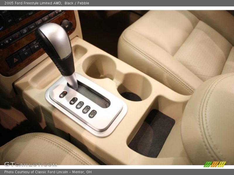 Black / Pebble 2005 Ford Freestyle Limited AWD