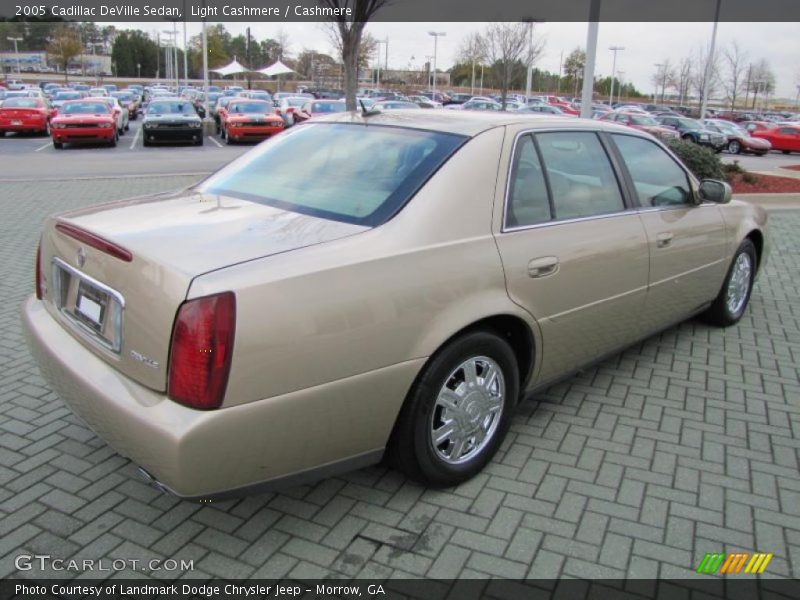 Light Cashmere / Cashmere 2005 Cadillac DeVille Sedan