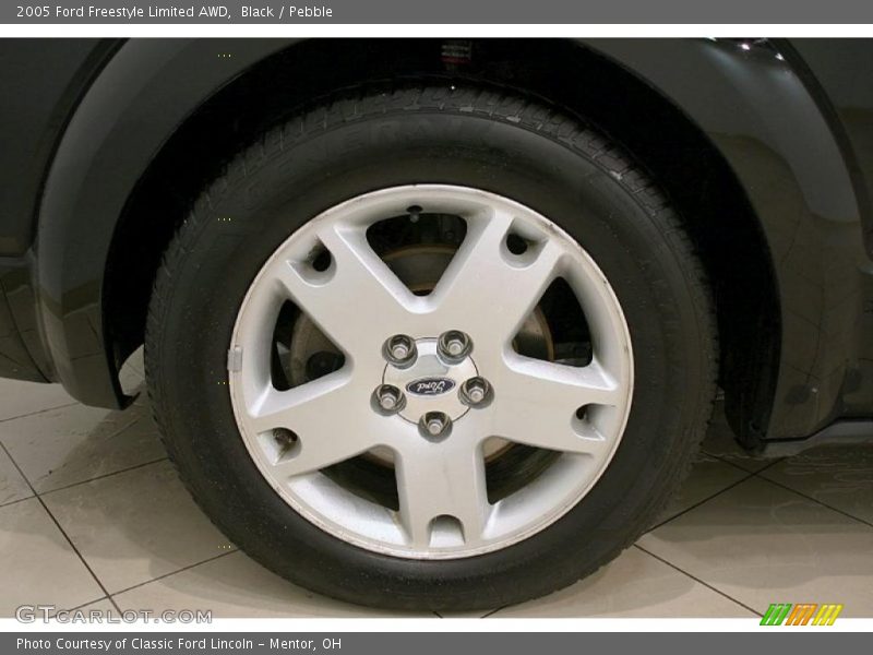 Black / Pebble 2005 Ford Freestyle Limited AWD