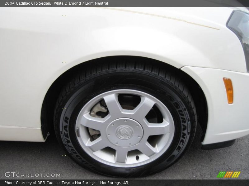White Diamond / Light Neutral 2004 Cadillac CTS Sedan