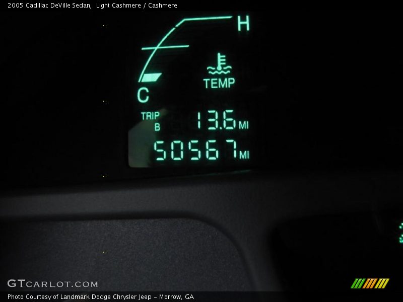 Light Cashmere / Cashmere 2005 Cadillac DeVille Sedan