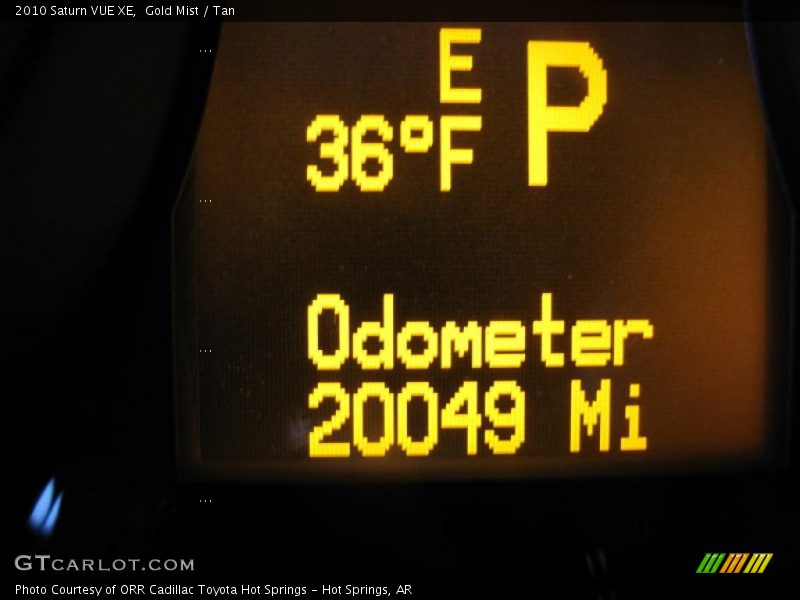 Gold Mist / Tan 2010 Saturn VUE XE