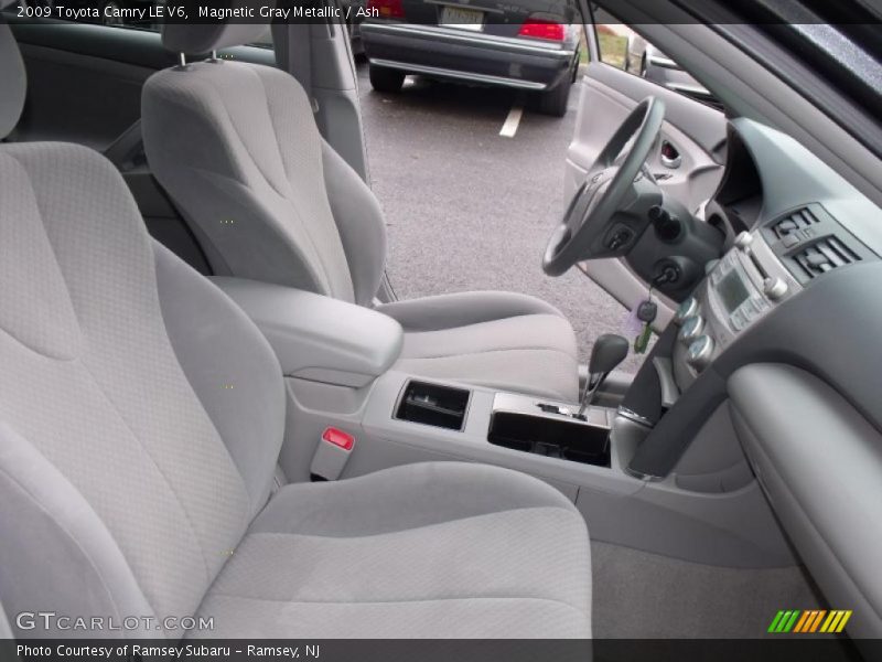 Magnetic Gray Metallic / Ash 2009 Toyota Camry LE V6