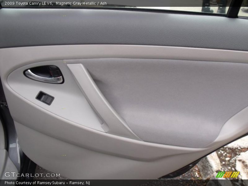 Magnetic Gray Metallic / Ash 2009 Toyota Camry LE V6