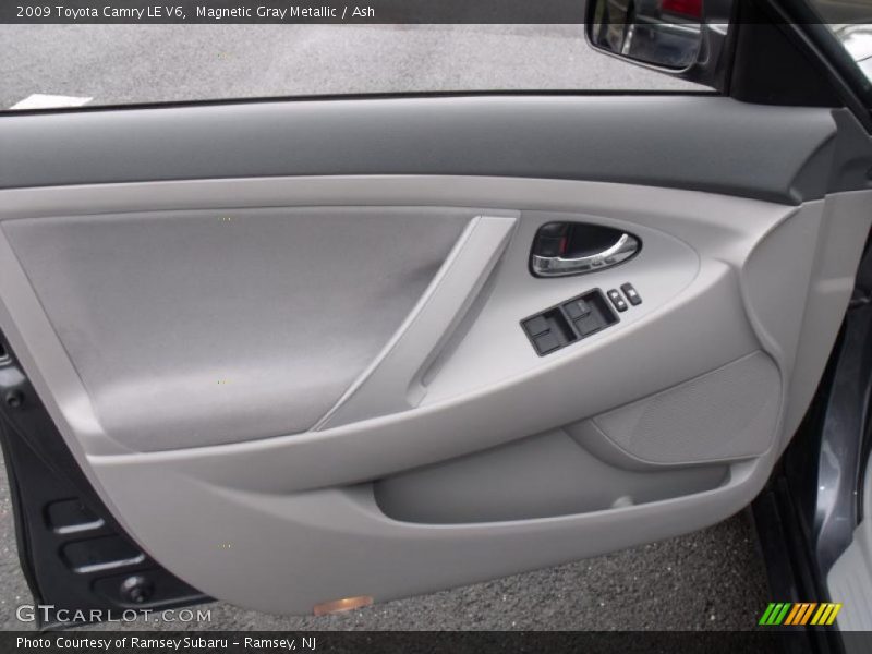 Magnetic Gray Metallic / Ash 2009 Toyota Camry LE V6