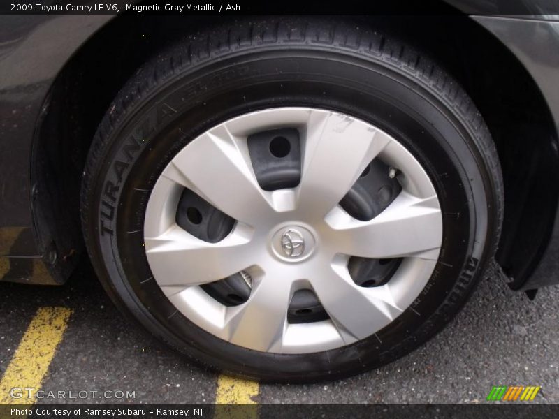 Magnetic Gray Metallic / Ash 2009 Toyota Camry LE V6