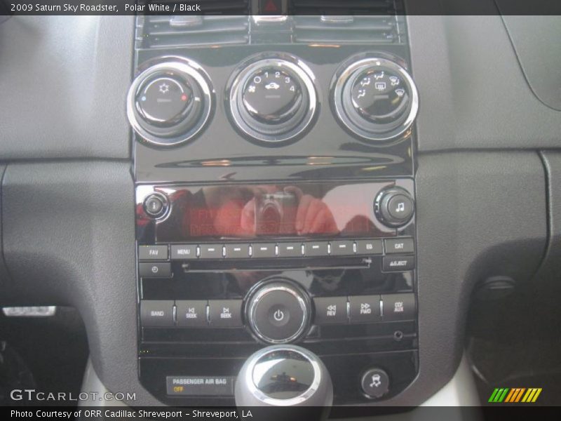 Controls of 2009 Sky Roadster