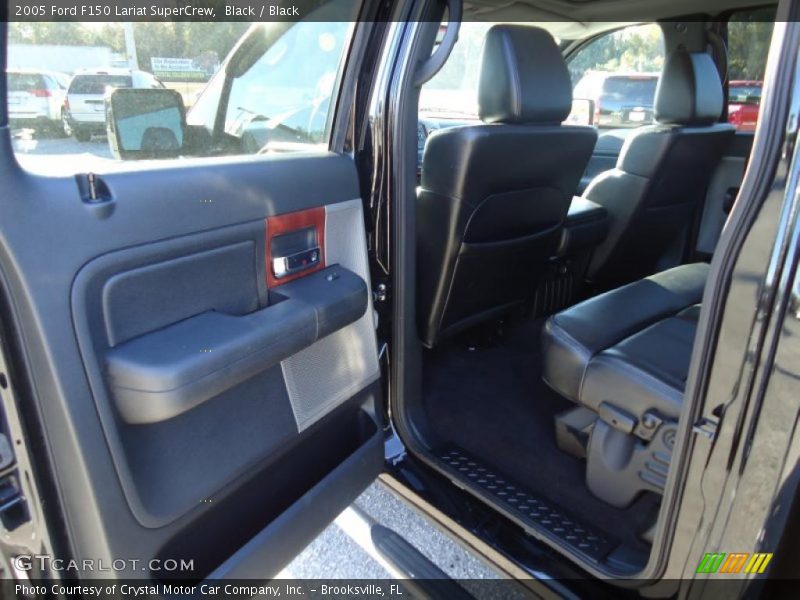 Black / Black 2005 Ford F150 Lariat SuperCrew