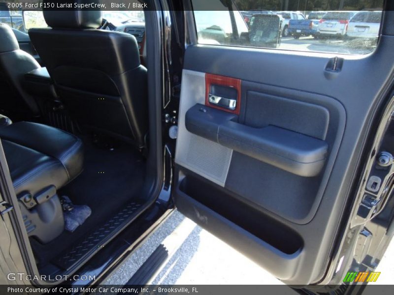 Black / Black 2005 Ford F150 Lariat SuperCrew
