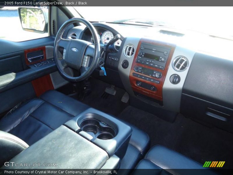 Black / Black 2005 Ford F150 Lariat SuperCrew