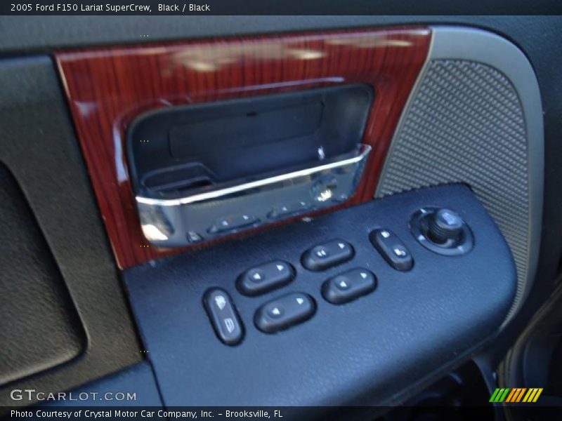 Black / Black 2005 Ford F150 Lariat SuperCrew