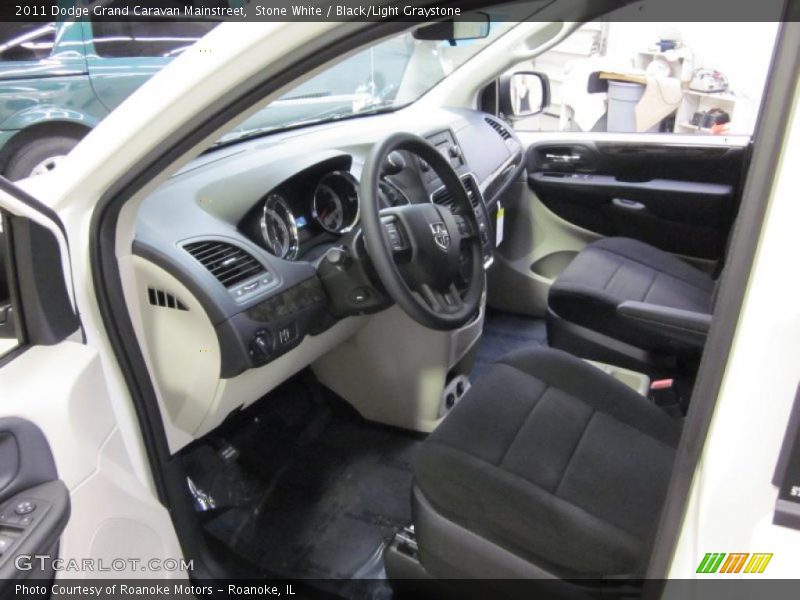 Stone White / Black/Light Graystone 2011 Dodge Grand Caravan Mainstreet