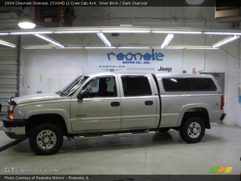 Silver Birch / Dark Charcoal 2004 Chevrolet Silverado 2500HD LS Crew Cab 4x4