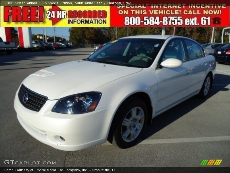 Satin White Pearl / Charcoal/Gray 2006 Nissan Altima 2.5 S Special Edition