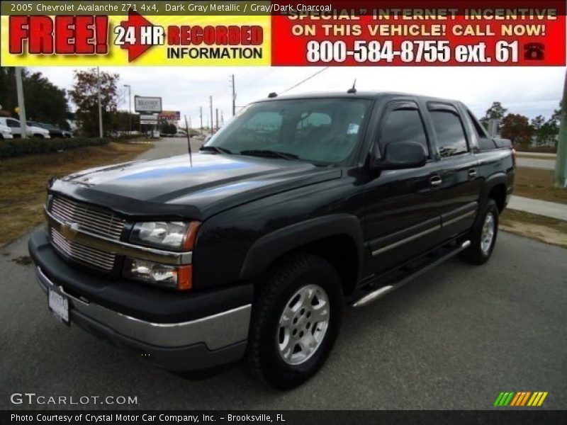 Dark Gray Metallic / Gray/Dark Charcoal 2005 Chevrolet Avalanche Z71 4x4