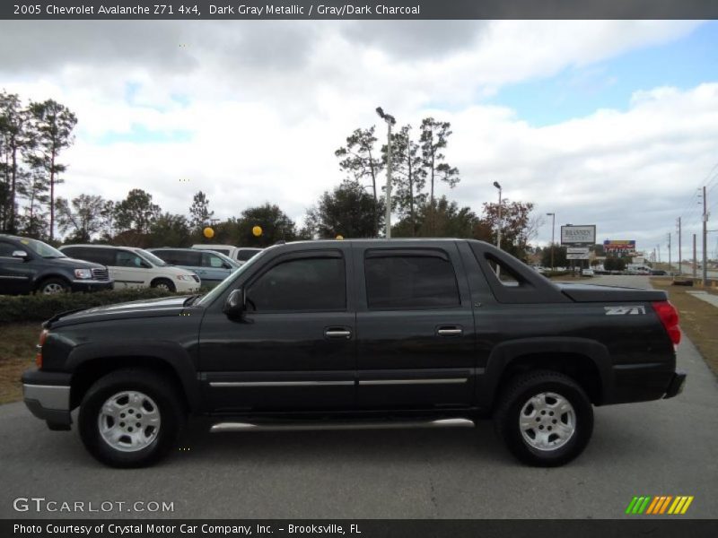 Dark Gray Metallic / Gray/Dark Charcoal 2005 Chevrolet Avalanche Z71 4x4
