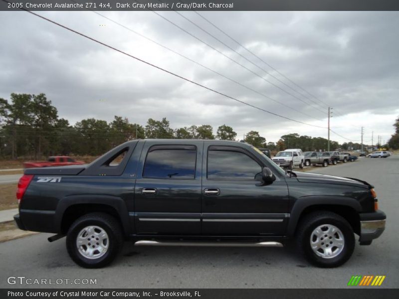 Dark Gray Metallic / Gray/Dark Charcoal 2005 Chevrolet Avalanche Z71 4x4