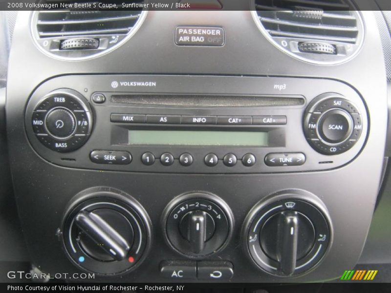 Sunflower Yellow / Black 2008 Volkswagen New Beetle S Coupe