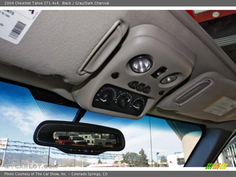 Black / Gray/Dark Charcoal 2004 Chevrolet Tahoe Z71 4x4