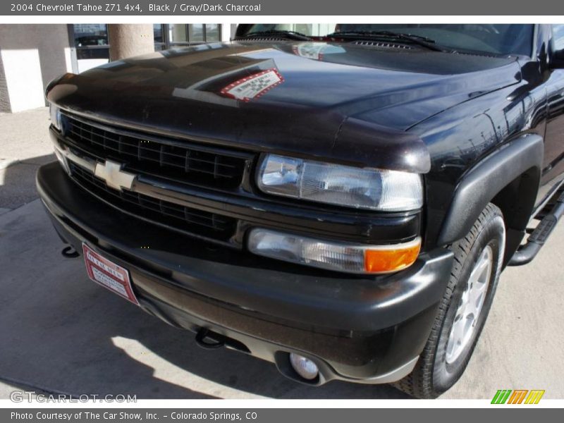 Black / Gray/Dark Charcoal 2004 Chevrolet Tahoe Z71 4x4