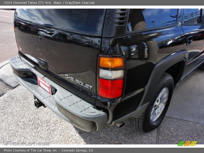 Black / Gray/Dark Charcoal 2004 Chevrolet Tahoe Z71 4x4