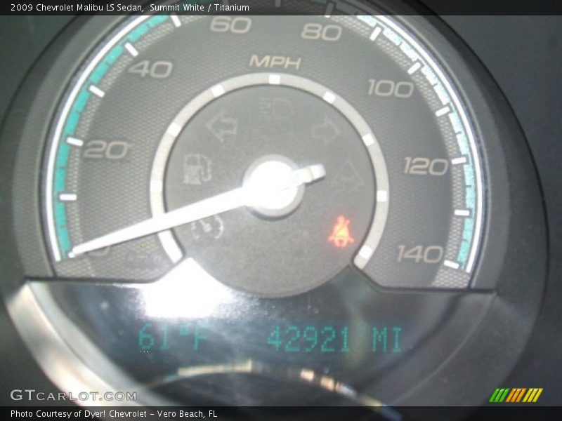 Summit White / Titanium 2009 Chevrolet Malibu LS Sedan