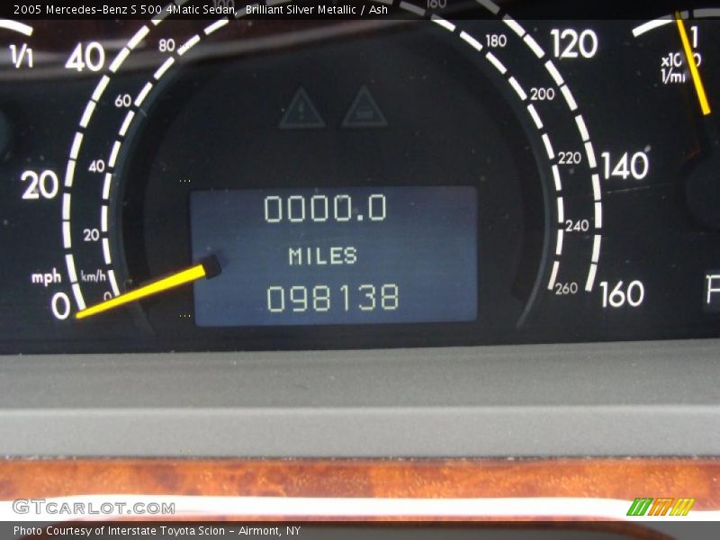 Brilliant Silver Metallic / Ash 2005 Mercedes-Benz S 500 4Matic Sedan