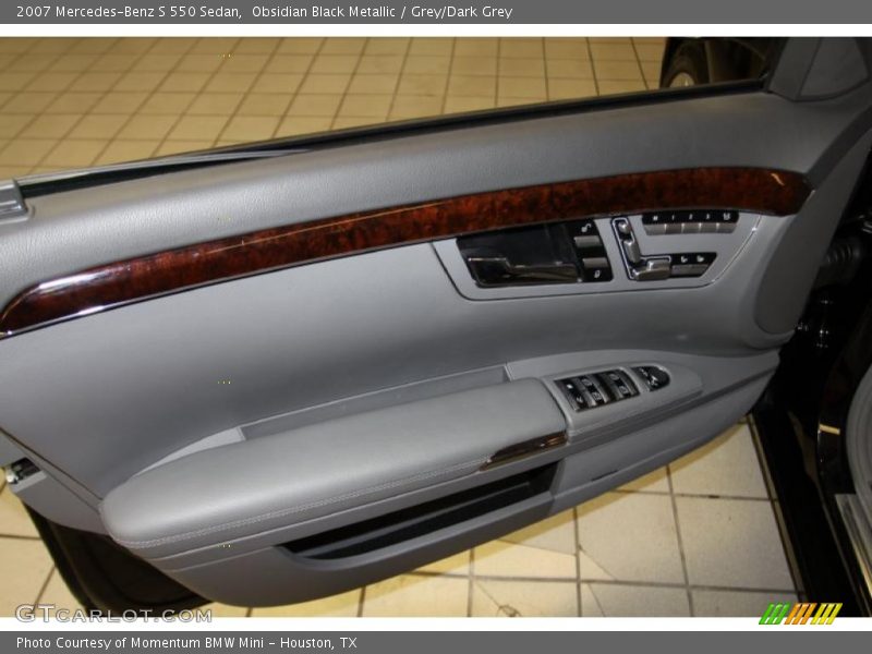 Obsidian Black Metallic / Grey/Dark Grey 2007 Mercedes-Benz S 550 Sedan
