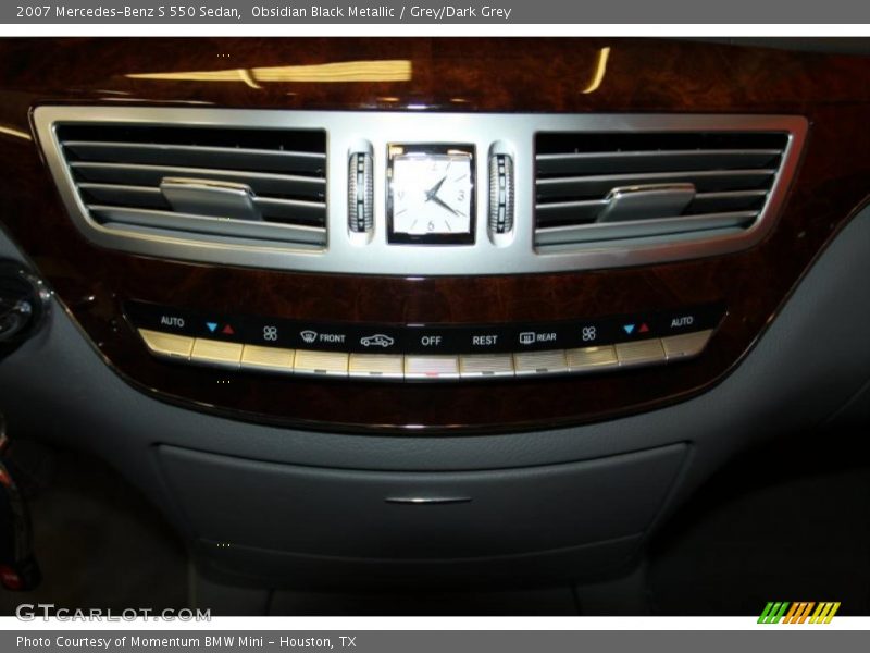 Obsidian Black Metallic / Grey/Dark Grey 2007 Mercedes-Benz S 550 Sedan
