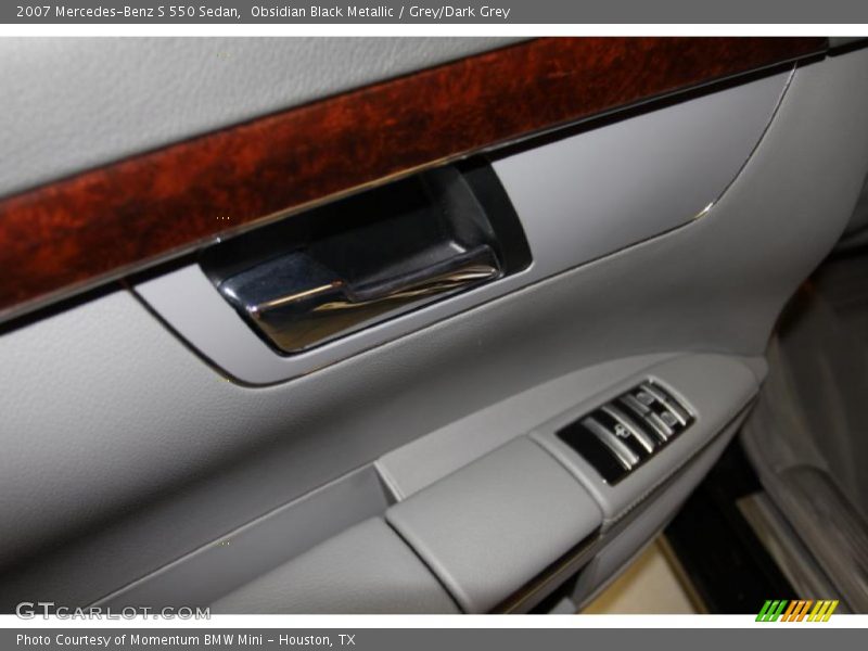 Obsidian Black Metallic / Grey/Dark Grey 2007 Mercedes-Benz S 550 Sedan