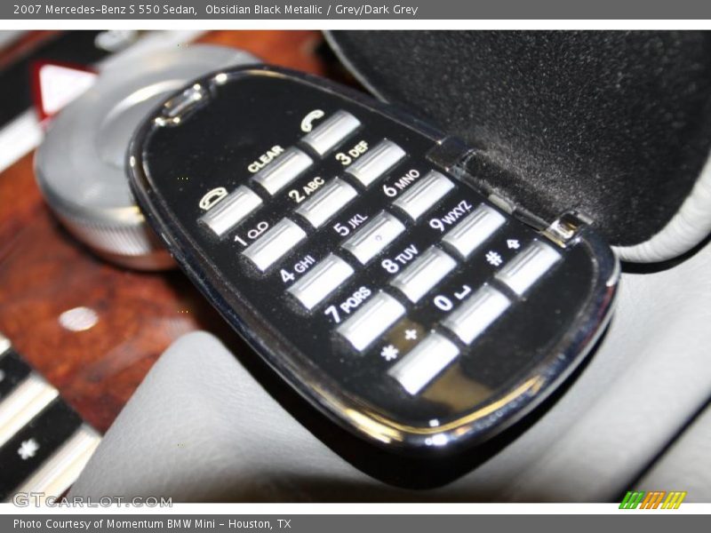 Obsidian Black Metallic / Grey/Dark Grey 2007 Mercedes-Benz S 550 Sedan