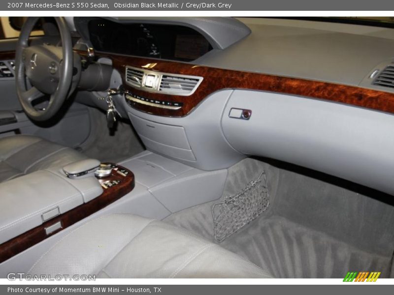 Obsidian Black Metallic / Grey/Dark Grey 2007 Mercedes-Benz S 550 Sedan