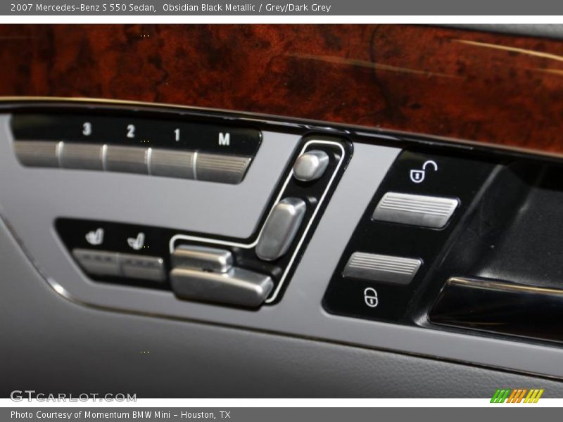 Obsidian Black Metallic / Grey/Dark Grey 2007 Mercedes-Benz S 550 Sedan