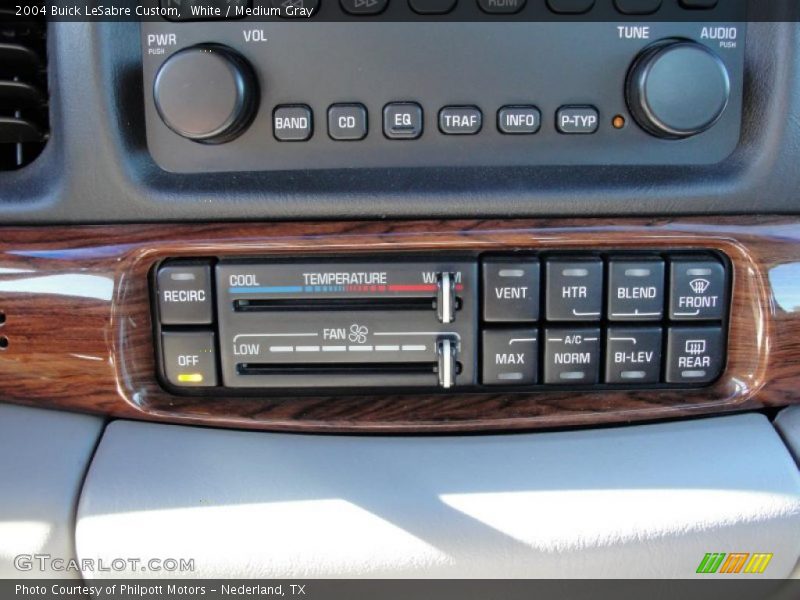 White / Medium Gray 2004 Buick LeSabre Custom