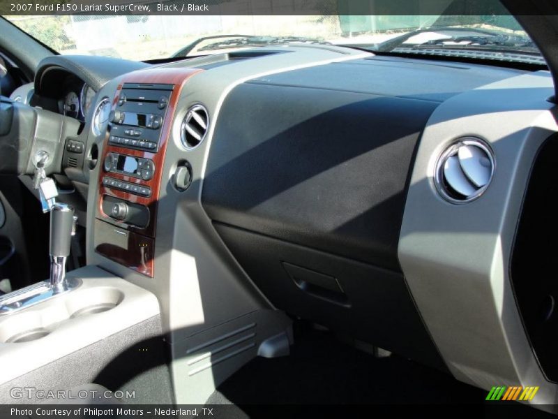 Black / Black 2007 Ford F150 Lariat SuperCrew