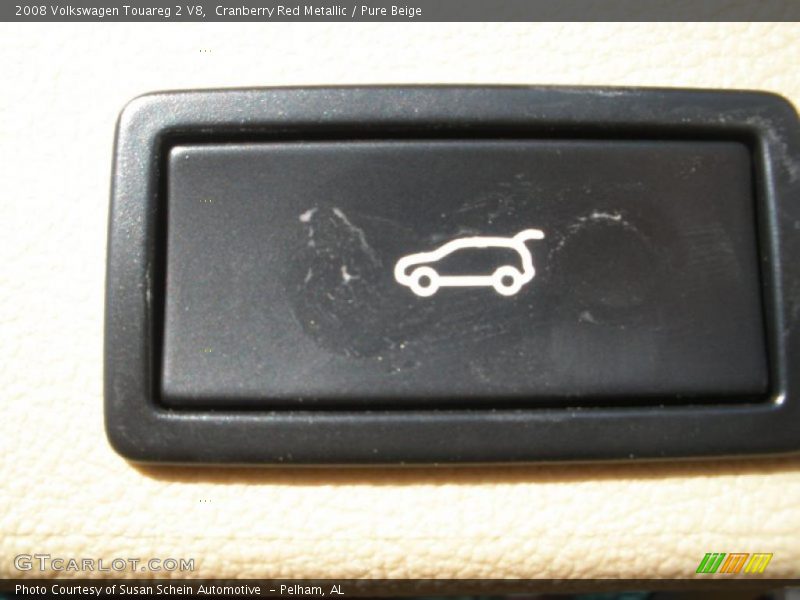 Cranberry Red Metallic / Pure Beige 2008 Volkswagen Touareg 2 V8