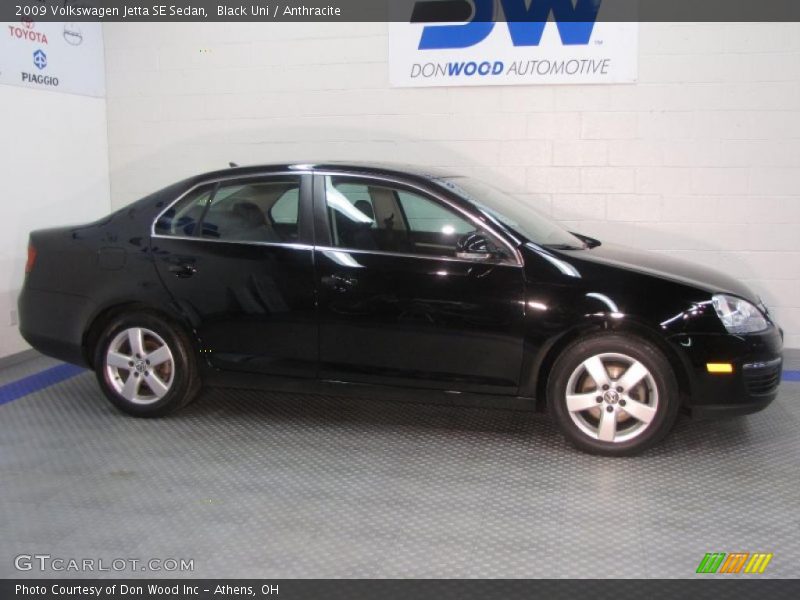 Black Uni / Anthracite 2009 Volkswagen Jetta SE Sedan