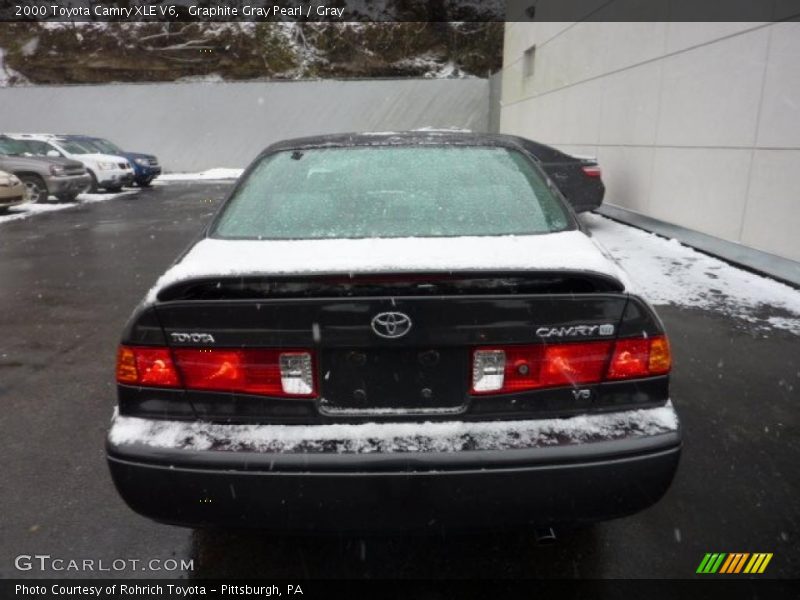 Graphite Gray Pearl / Gray 2000 Toyota Camry XLE V6