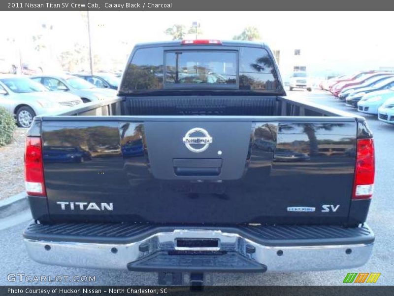 Galaxy Black / Charcoal 2011 Nissan Titan SV Crew Cab