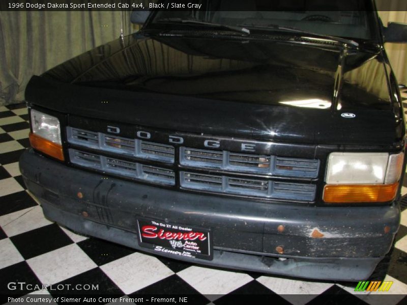 Black / Slate Gray 1996 Dodge Dakota Sport Extended Cab 4x4