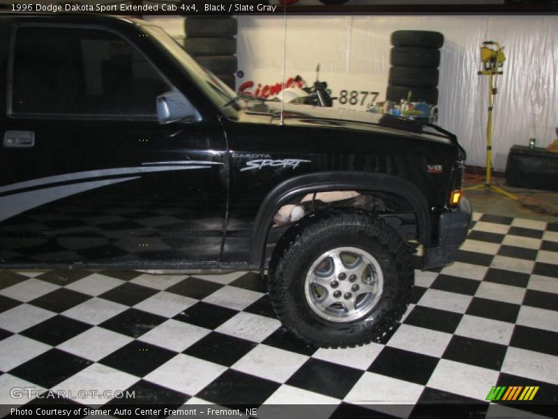 Black / Slate Gray 1996 Dodge Dakota Sport Extended Cab 4x4