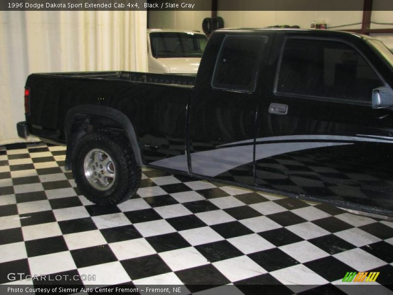 Black / Slate Gray 1996 Dodge Dakota Sport Extended Cab 4x4