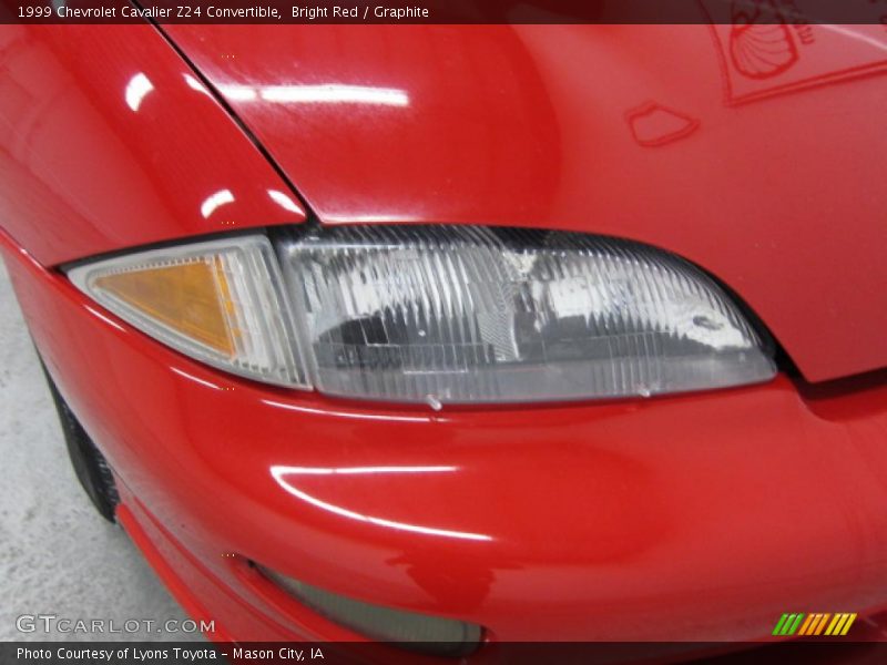 Bright Red / Graphite 1999 Chevrolet Cavalier Z24 Convertible