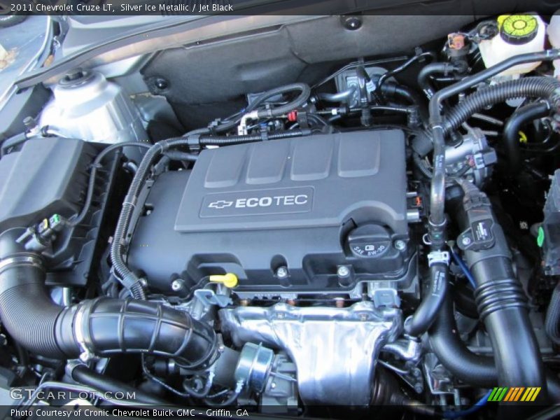Silver Ice Metallic / Jet Black 2011 Chevrolet Cruze LT