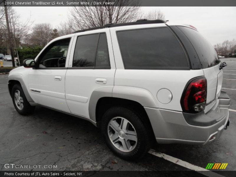 Summit White / Dark Pewter 2004 Chevrolet TrailBlazer LS 4x4