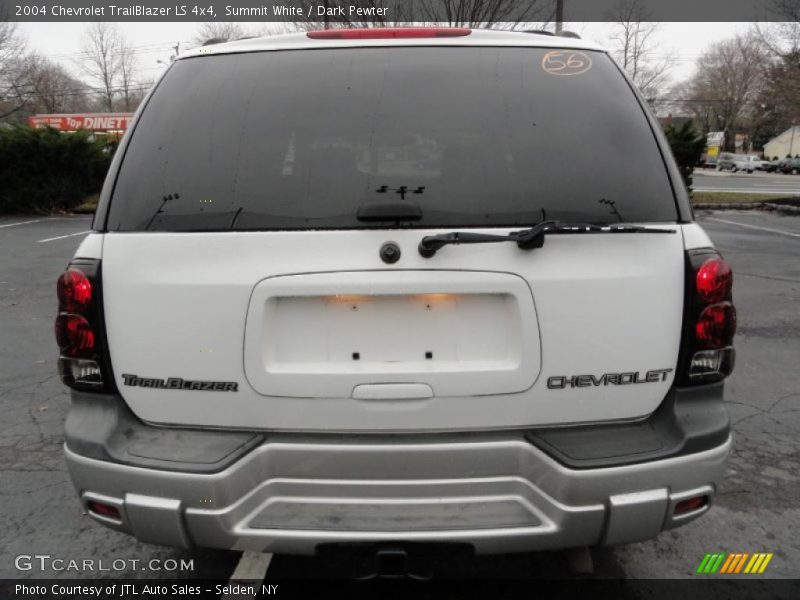Summit White / Dark Pewter 2004 Chevrolet TrailBlazer LS 4x4
