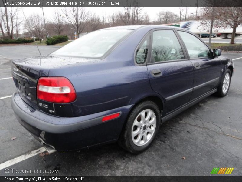 Atlantic Blue Metallic / Taupe/Light Taupe 2001 Volvo S40 1.9T