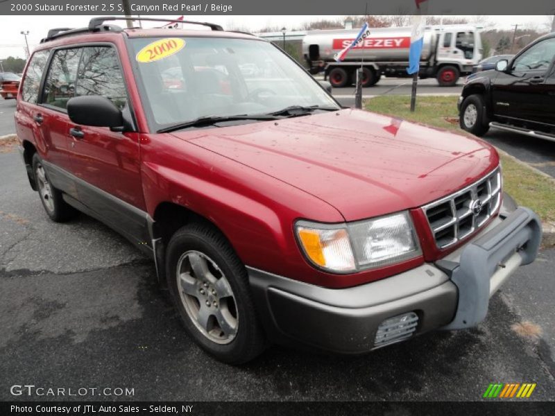 Canyon Red Pearl / Beige 2000 Subaru Forester 2.5 S